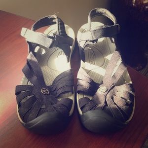 Keen water/hiking sandals